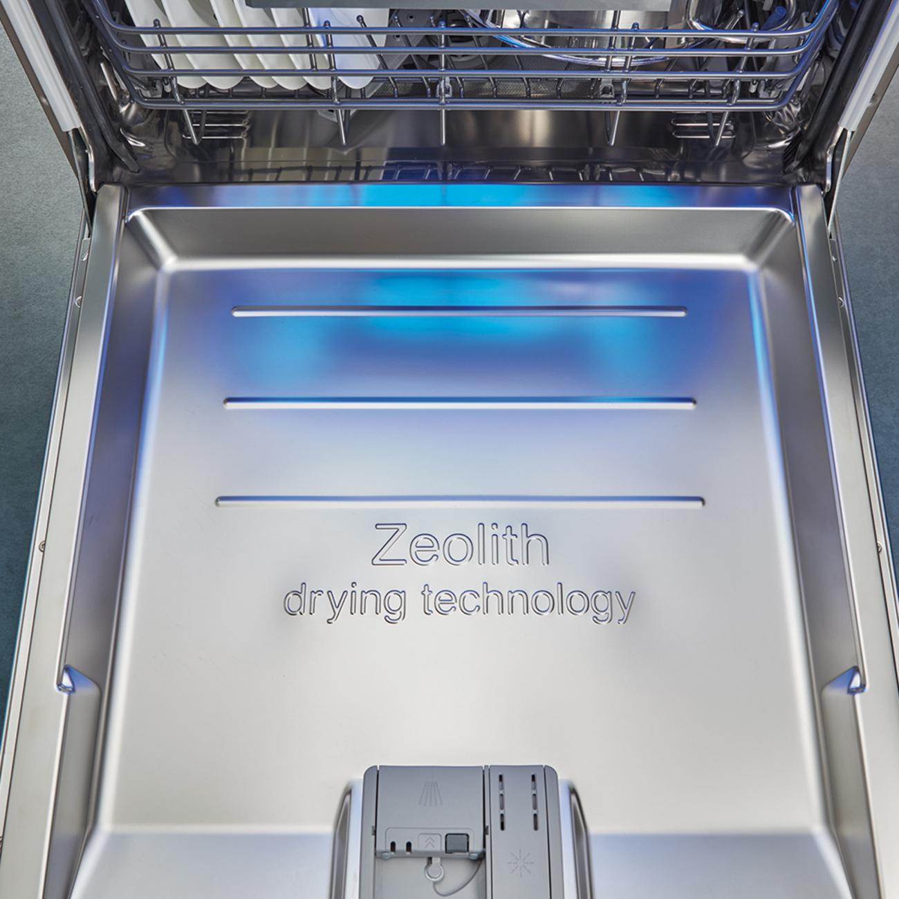 Zeolith Trocknen – Für glänzende Spülergebnisse bei Elektrotechnik Thomas Bender in Heideck